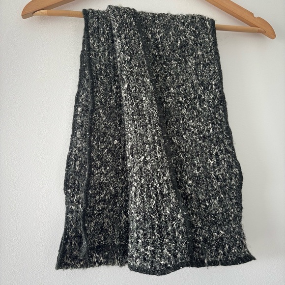 Vintage Parkhurst Angora and Mohair Blend Black and Gray Natural Wool Knit Scarf - Picture 3 of 7